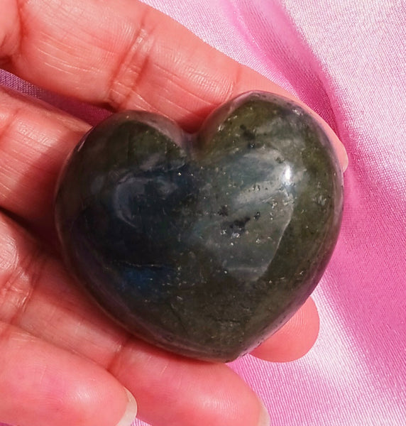 Labradorite Puff Heart Stone