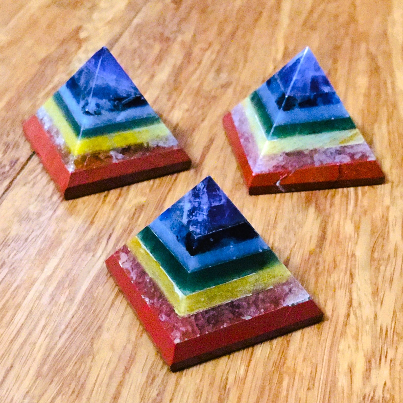 7 Chakra Pyramid Crystal Mini