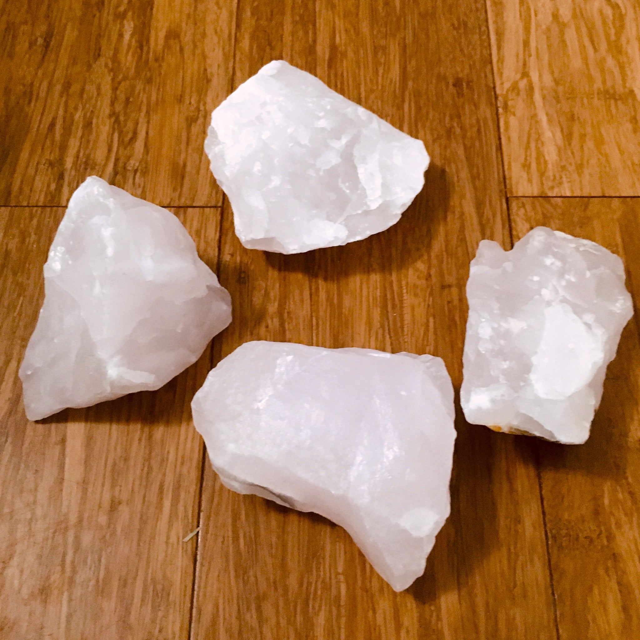Fluorescent Mangano Calcite Raw