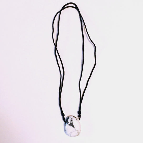Howlite Stone Crystal Pendant tumble necklace