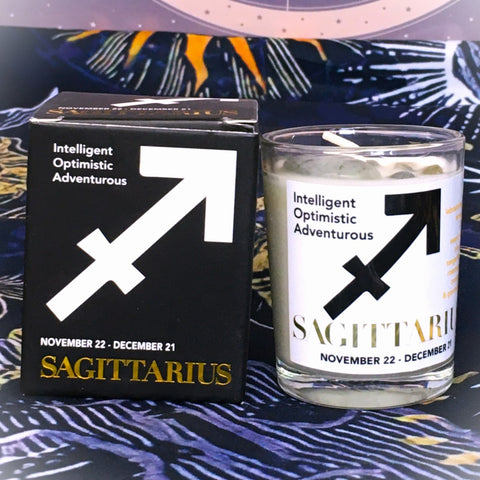 Sagittarius Zodiac Candle with Labradorite Stone 4oz, Essential Oil Soy Wax Candle Small