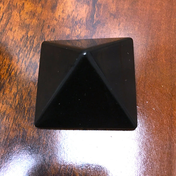 Shungite polish Pyramid Crystal Small