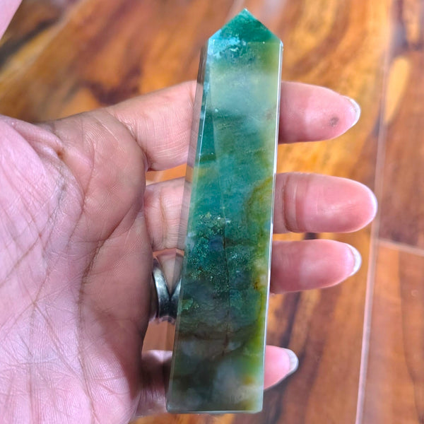 Bloodstone Square Pyramid Point Tower