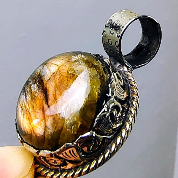 Labradorite Gemstone Pendant Polished Round Sterling Silver