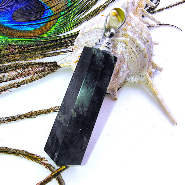 Serpentine Point Pencil Pendant