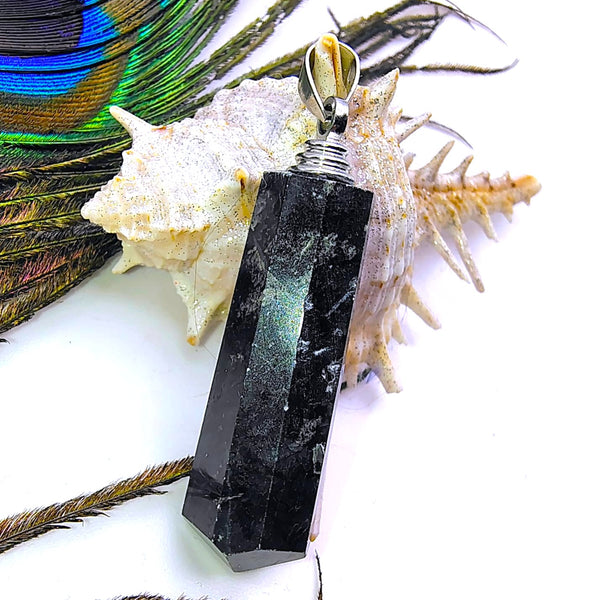 Serpentine Point Pencil Pendant