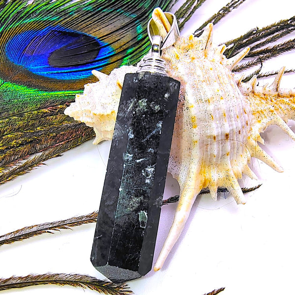 Serpentine Point Pencil Pendant